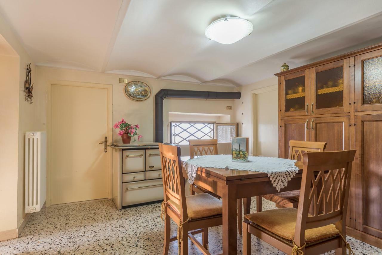 Sotto La Porta Borea Citta Sant'Angelo Bagian luar foto